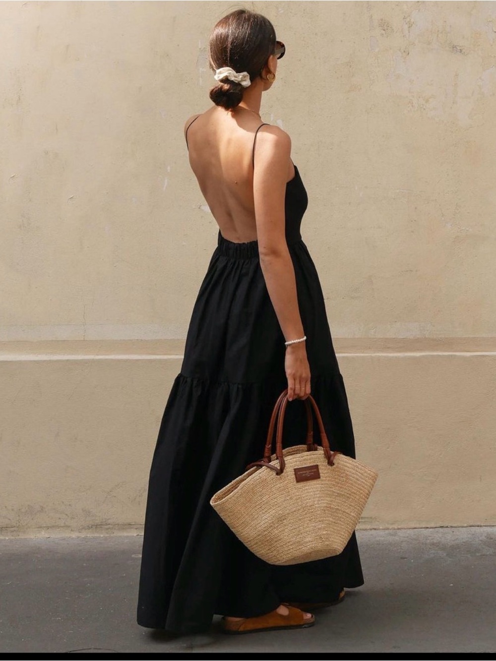 Commense Black Open-Back Spaghetti Strap Maxi Dress